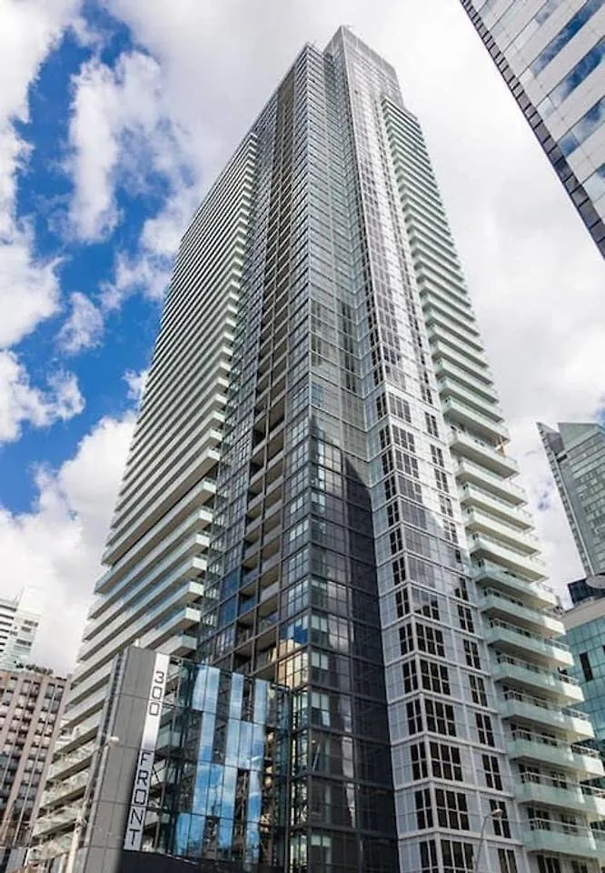 Ferienhaus Luxurious Condo 1Br-King Bed With Panoramic Views Toronto
